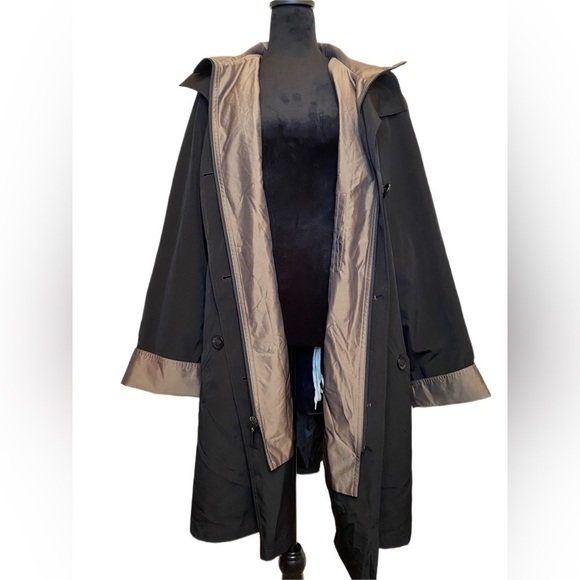 Gallery water resistant hooded rain jacket - Picture 4 of 8